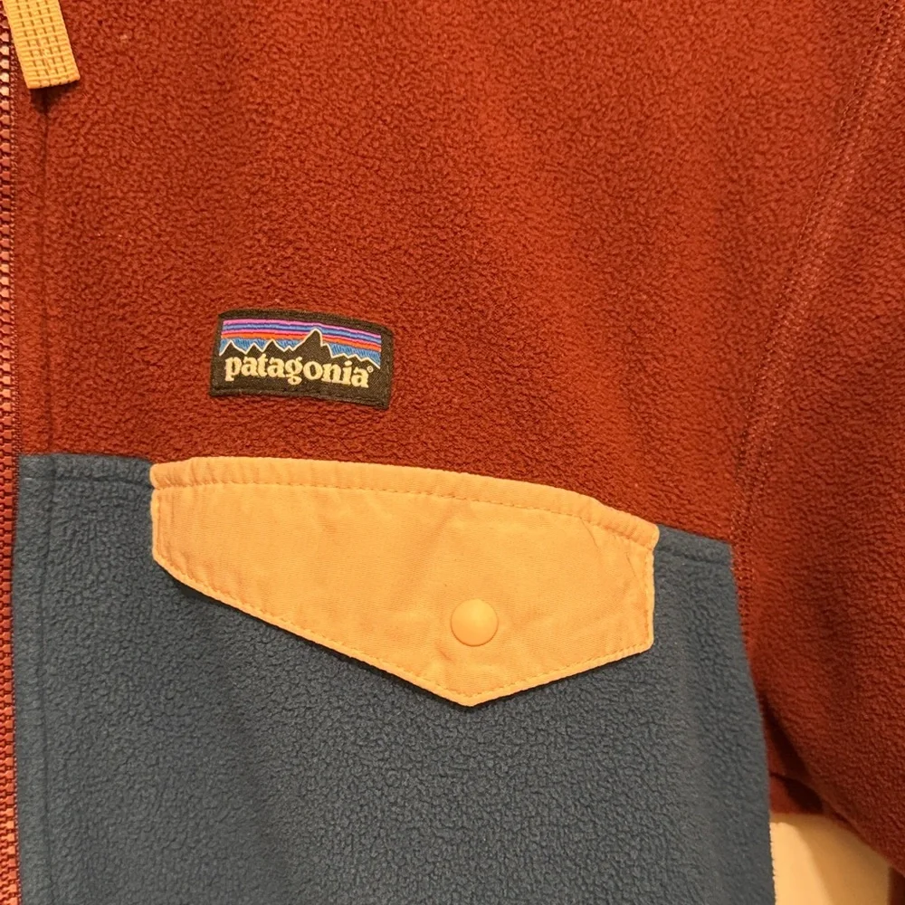 Patagonia Kids’ Micro d Snap-t Fleece Jacket - burgundy & navy - Picture 5 of 11